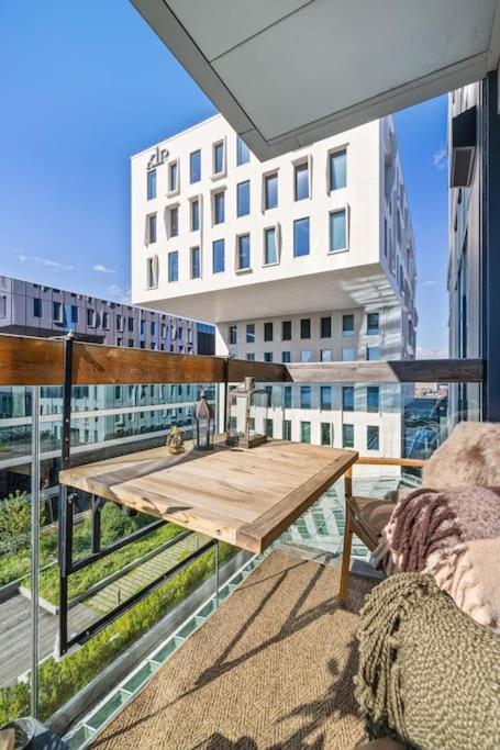 Modern 2Bed Room Sea View Apartment @ Oslo Barcode Esterno foto